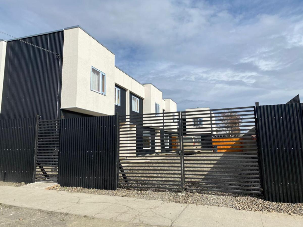 Villa Departamentos Camino De Santiago Puerto Natales Exterior foto
